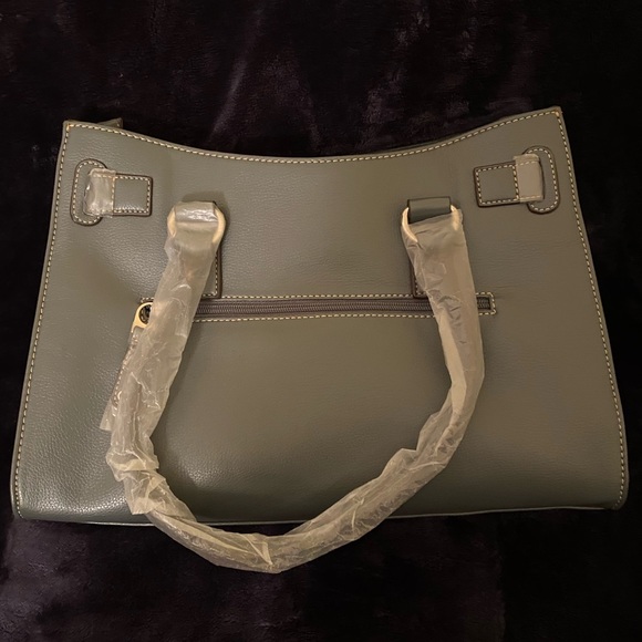 NEW Tosca belted gray handbag - Picture 4 of 5